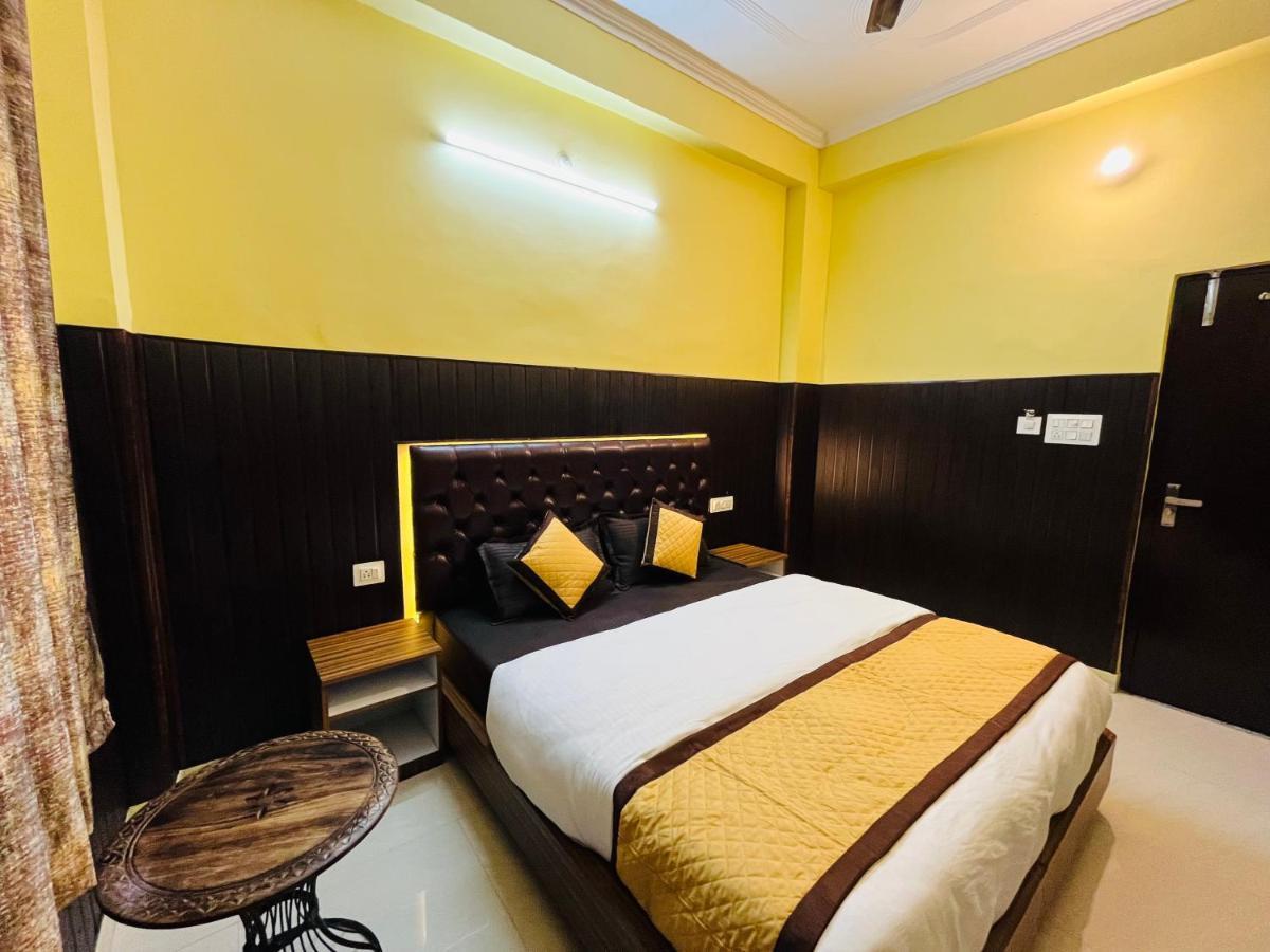 Hotel Manohar Рішикеш Екстер'єр фото